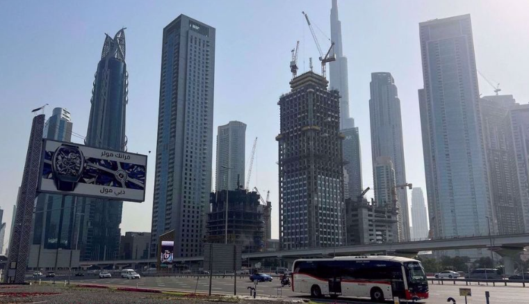 Iran Peringatkan akan Targetkan Asal Peluncuran Rudal AS di Kota-Kota UEA